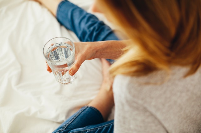 Agua purificada, sus beneficios y diferencias con el agua potable