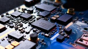 limpieza electronica agua destilada