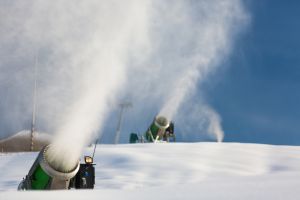 Agua utilizada en cañones de nieve artificial