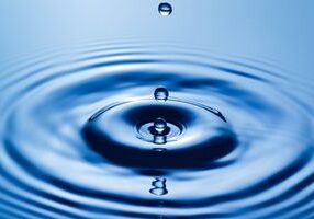 Agua desmineralizada