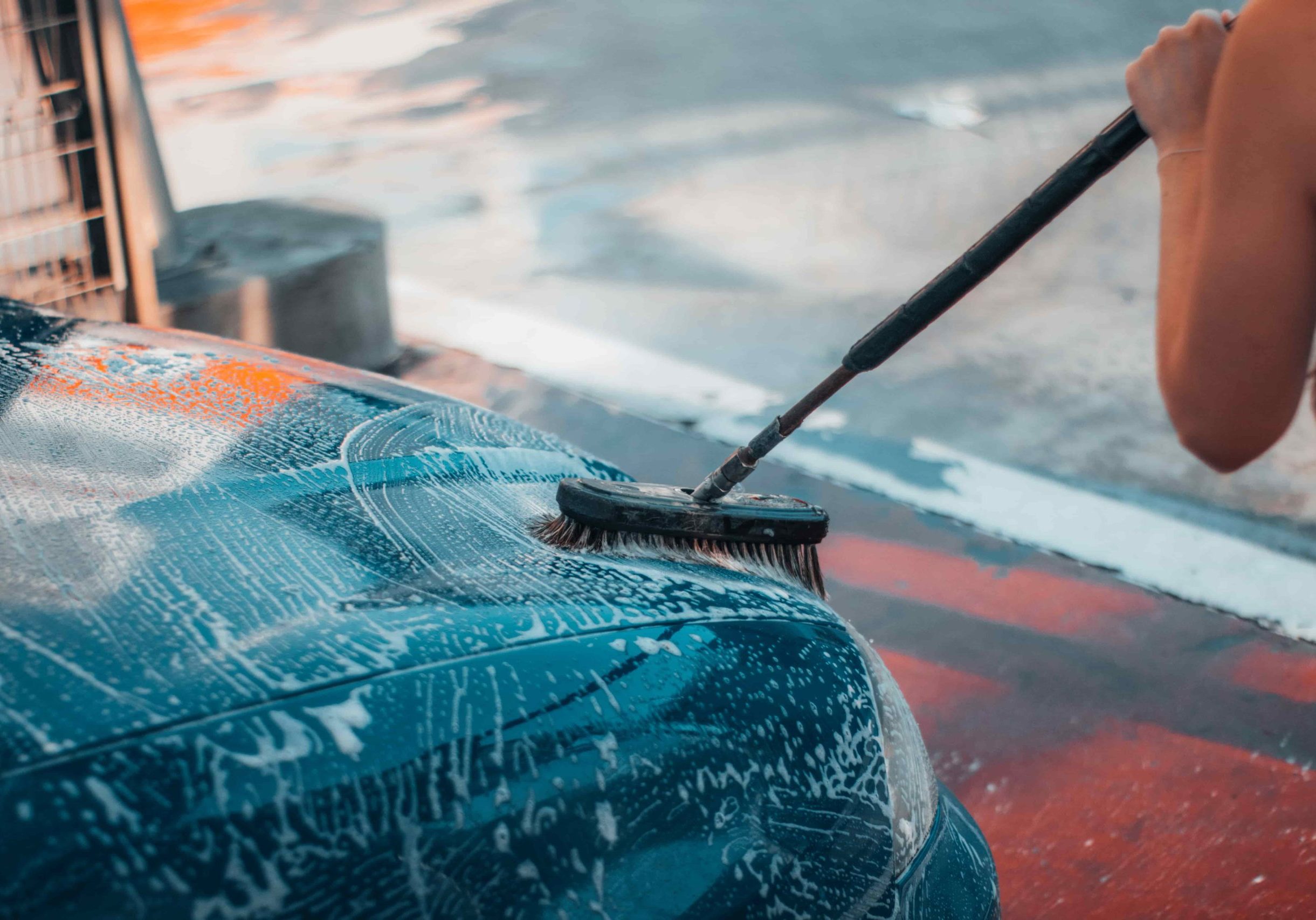 agua-desmineralizada-para-lavaderos-de-coche